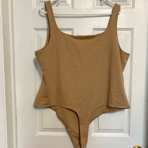 New Neutral Tan Banana Republic Bodysuit Size XL - Picture 2 of 6